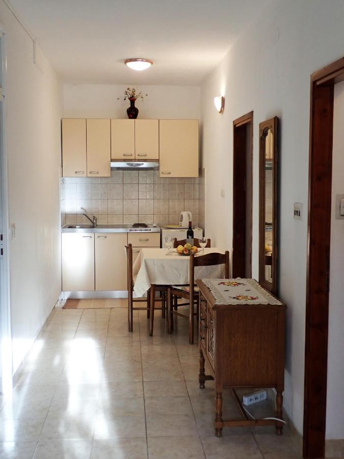 Katja Beach Apartment Račišće Exterior foto
